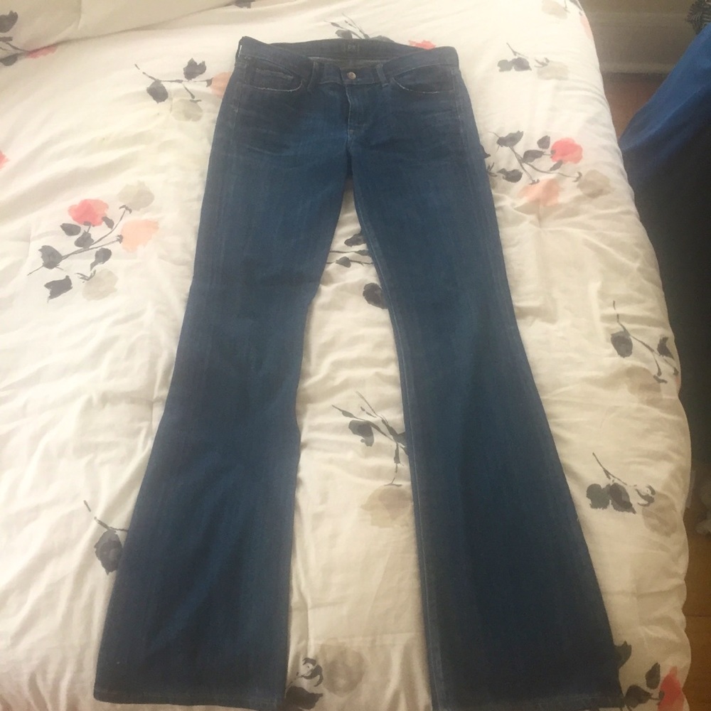 Sz29 Amber Citizens of Humanity